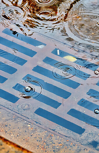 https://blockeddrainsjandakot.com.au/uploads/2025/07/stormwater-drains-58152.jpg